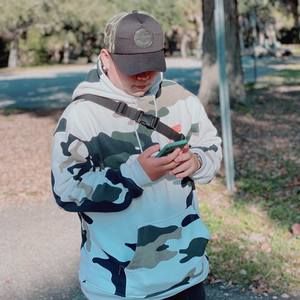 Meet your Posher, Chuong